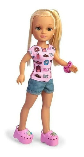 Muñeca Nancy Con Zapatos Roller 17108